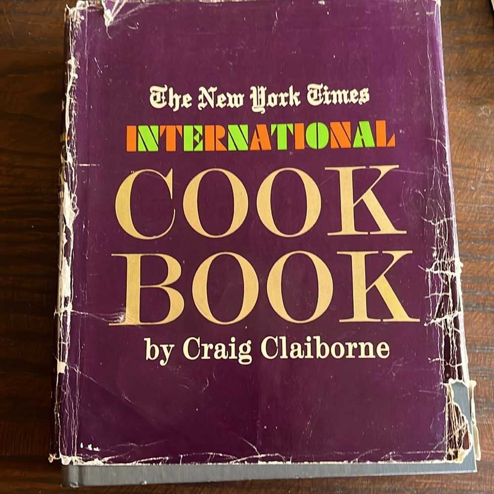 Cook book - Craig Claiborne